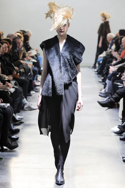 Look 33